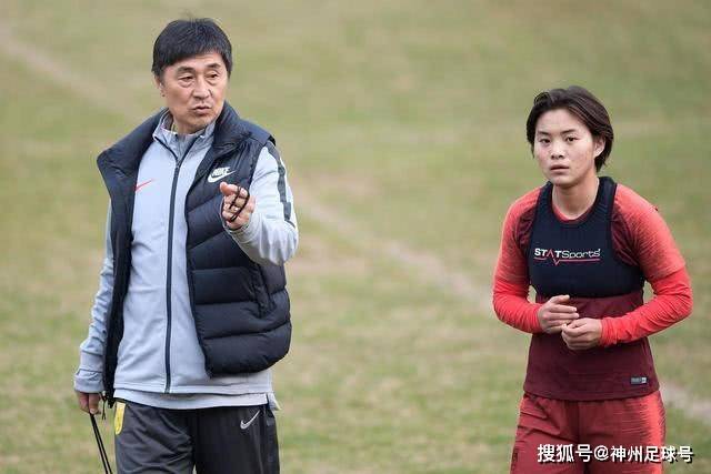 解放者杯惊战！博卡青年能否逆袭天主大学？
